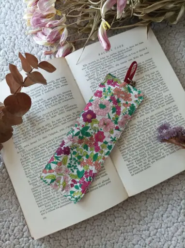 Marque-page fleurs roses et vertes | Fait main